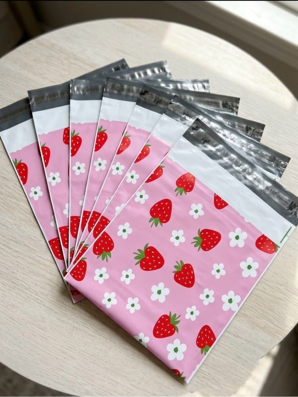590pc Bundle: 25 Poly Mailers, 40 Fragile Stickers, 25 Cards & 500 Stickers - Picture 7 of 16